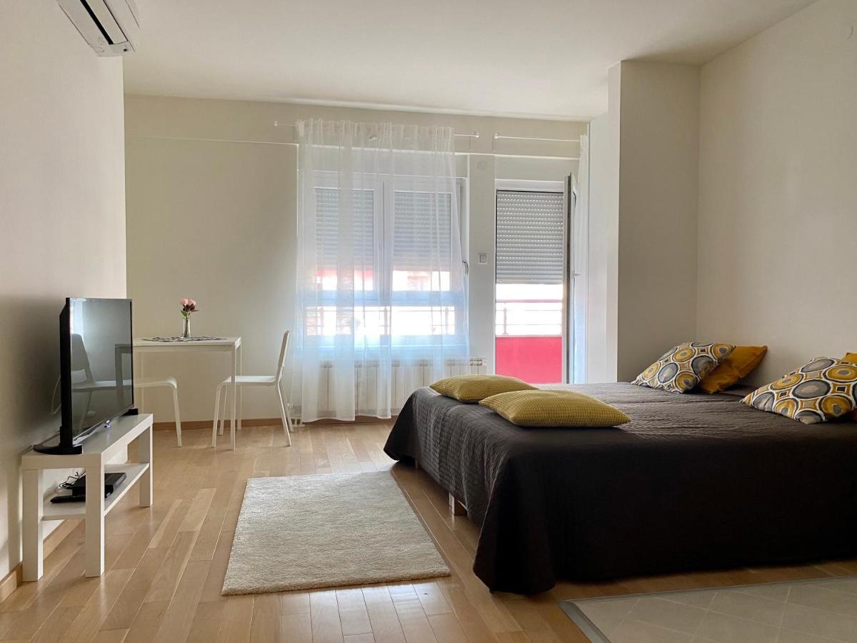 Tamis Kapija Apartment Pančevo Eksteriør bilde